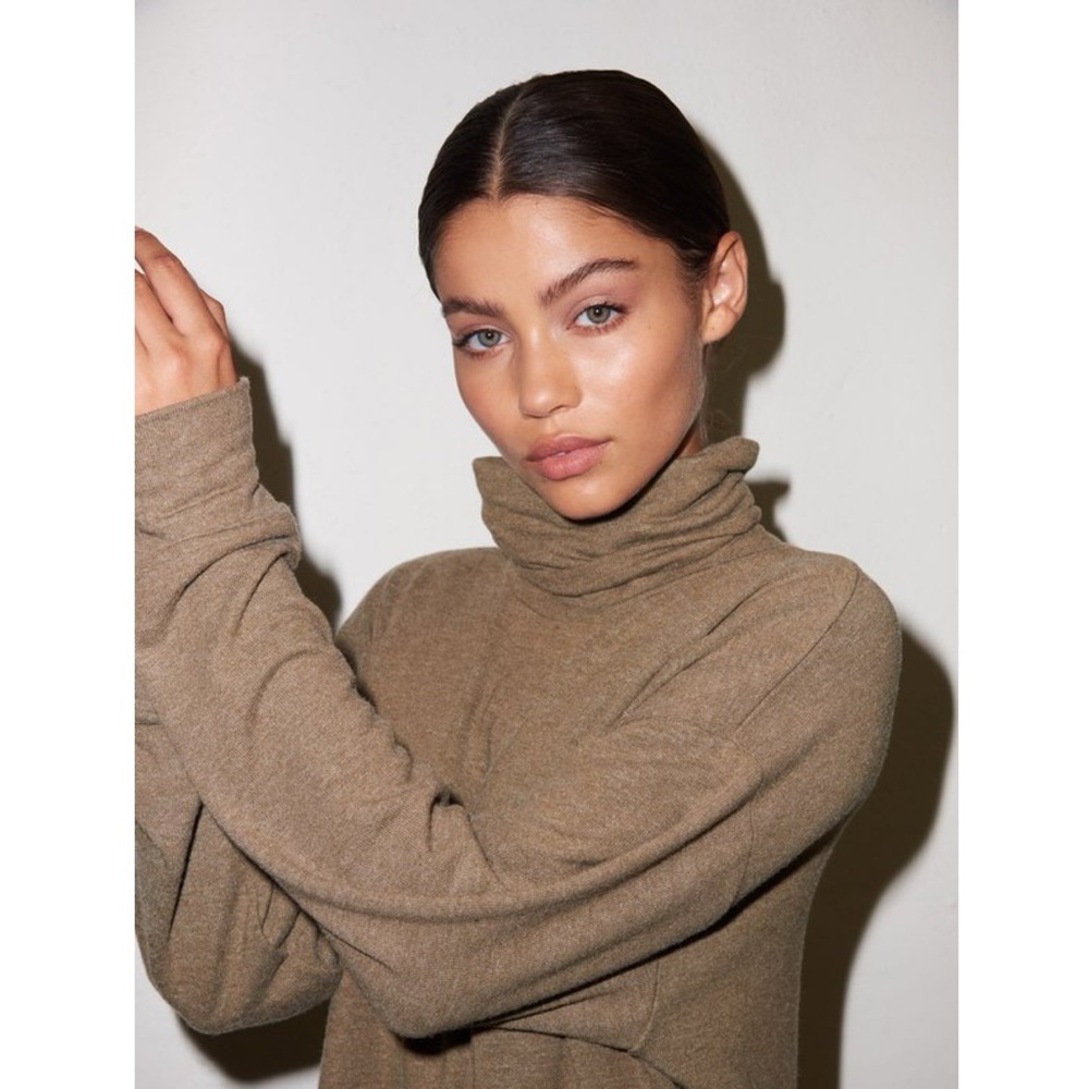 LNA Bushed Aliza Turtleneck in Heather Olive